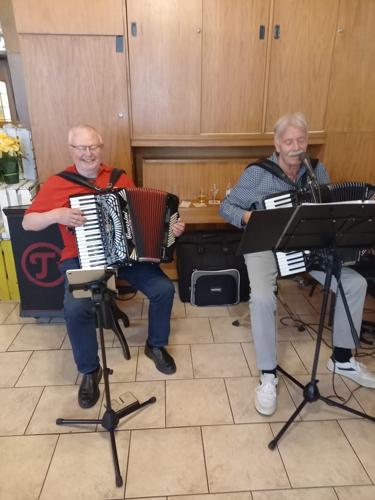 Mitsing-Nachmittag der Heimatfreunde