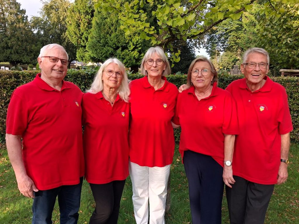Gruppenbild vom Vorstand der Heimatfreunde Materborn e.V: